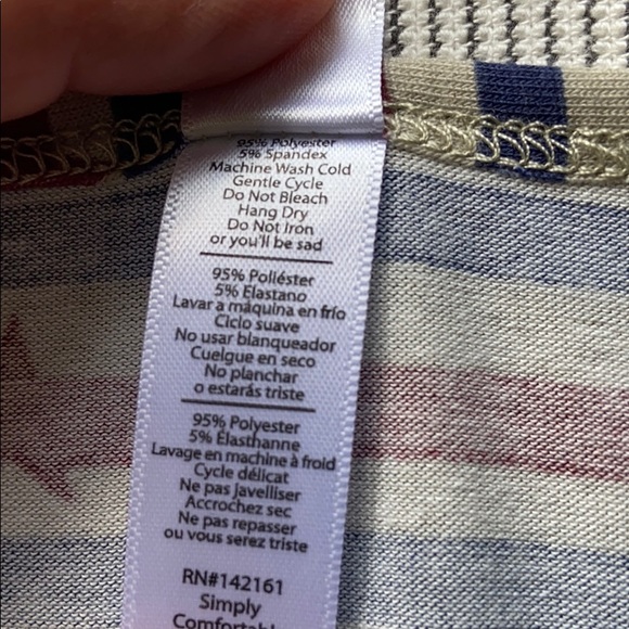 LULAROE CLASSIC T-Shirt Tee Size XS Red Blue Gray STARS & STRIPES Patriotic - Picture 8 of 13